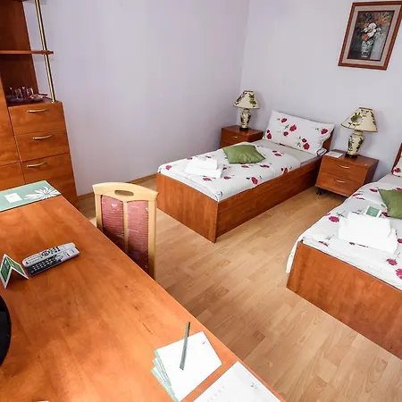 The By Dalia Szálloda Kassa